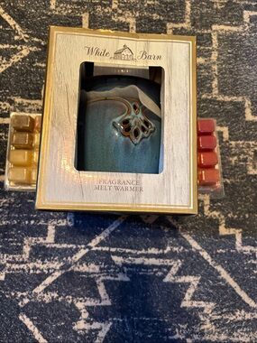 White Barn Blue Ceramic Fragrance Melt Warmer with Brown Accent